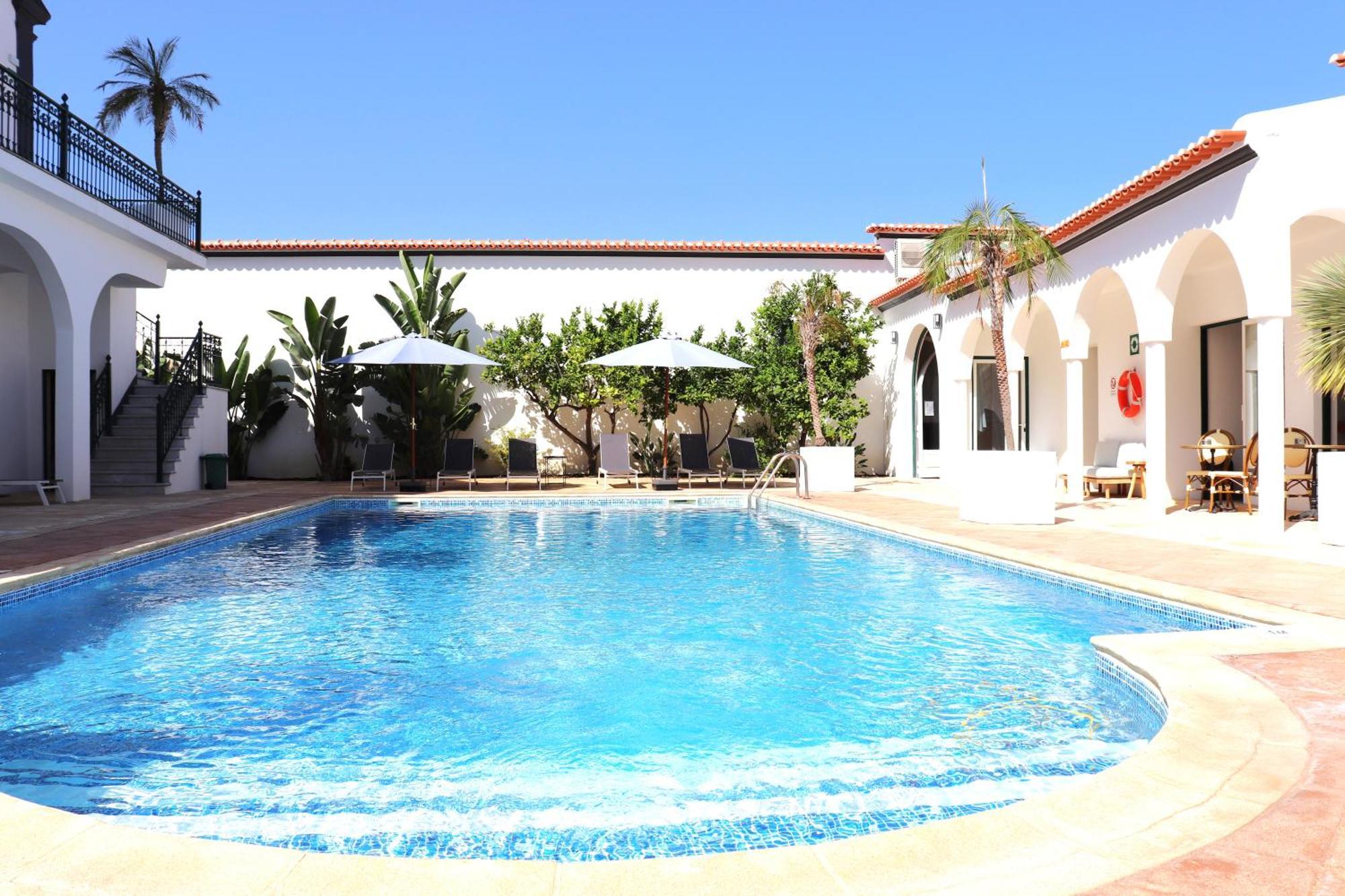 Solar Dos Frades Hotel Ferreira Do Alentejo Exterior photo