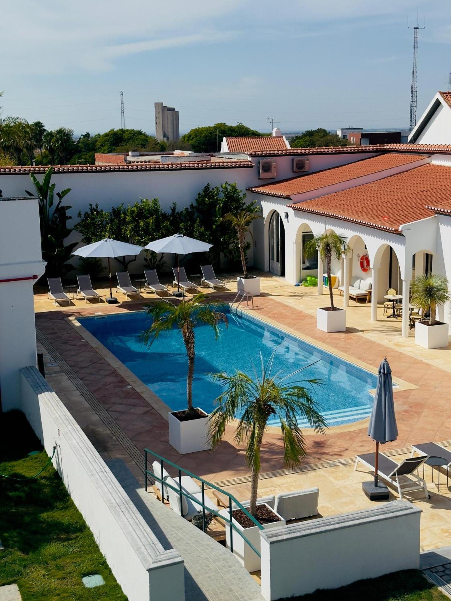 Solar Dos Frades Hotel Ferreira Do Alentejo Exterior photo