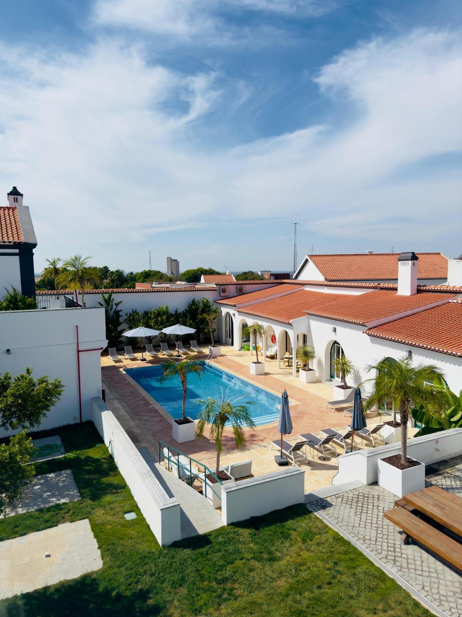 Solar Dos Frades Hotel Ferreira Do Alentejo Exterior photo